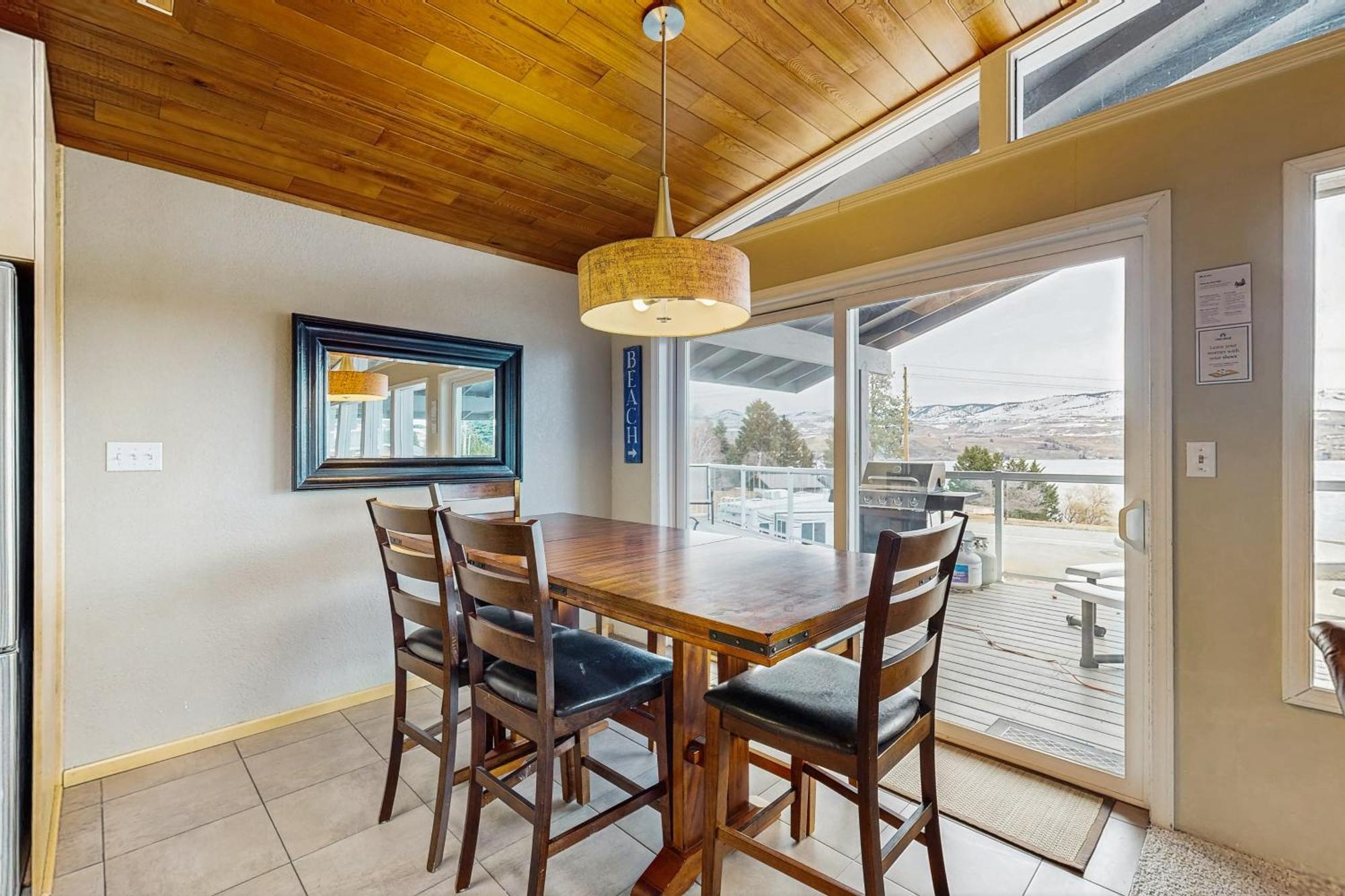 Royal View On Lakeshore Chelan Esterno foto